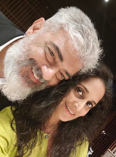 காதலர் தினம் - பிரபல இணைகள்..