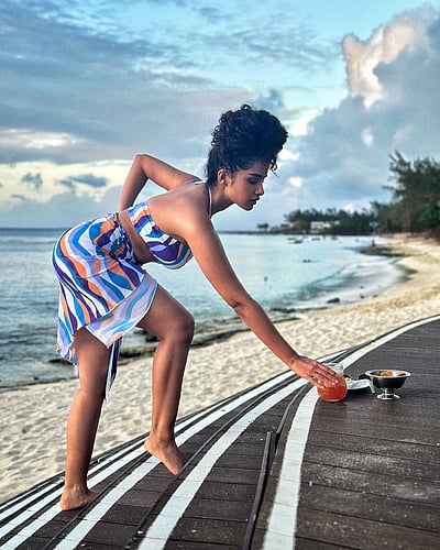 பிறந்தநாள் கொண்டாட்டத்தில் அனுபமா!