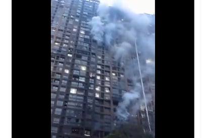 சீனாவில் அடுக்குமாடிக் குடியிருப்பில் பயங்கர தீ விபத்து: 15 பேர் பலி, 44 பேர் காயம்