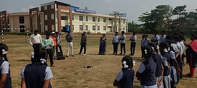 பள்ளியில் ட்ரோன் பயிற்சி பட்டறை