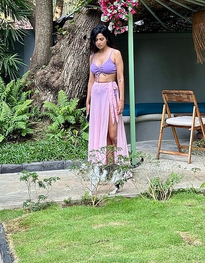 ரிலாக்ஸ் பிளீஸ்! ரைசா வில்சன் 