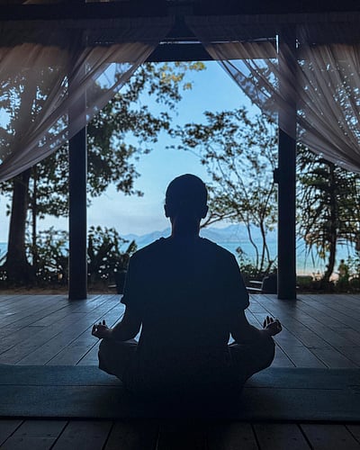 வனத்தில் குளியல்! சமந்தா பகிர்ந்த படங்கள்!