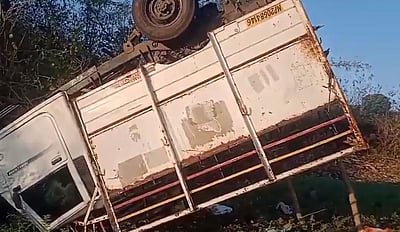 ம.பி.யில் வேன் கவிழ்ந்து 14 பேர் பலி!