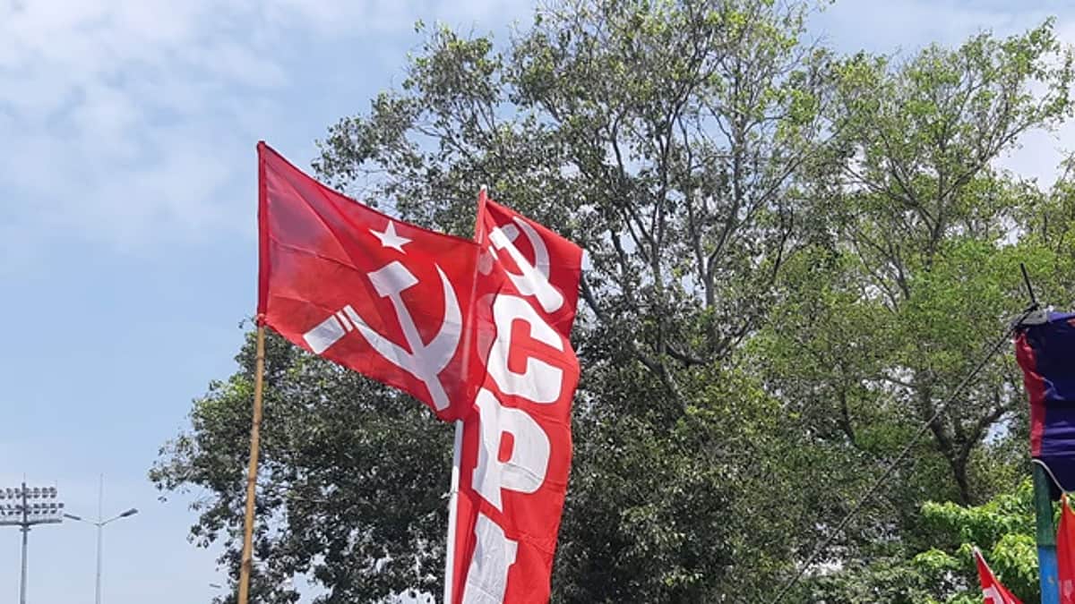 ஒரு நூற்றாண்டுத் தியாக வரலாறு