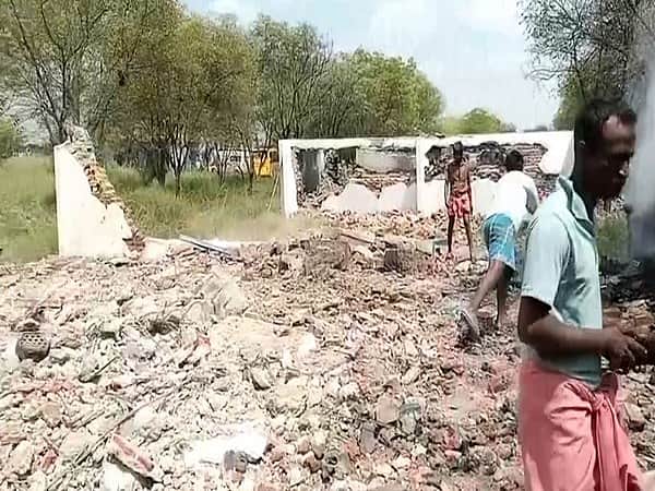 கொண்டாட்டமும் திண்டாட்டமும்!