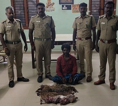 மான் கறி, தோல் பறிமுதல்:
ஒருவா் கைது