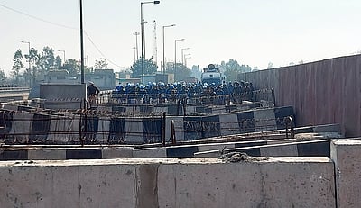 தில்லியில் நாளை விவசாயிகள் போராட்டம்: எல்லையில் தீவிர கண்காணிப்பு!