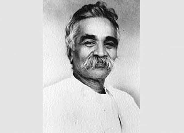 அறிஞா்கள் போற்றிய பேரறிஞா்! 