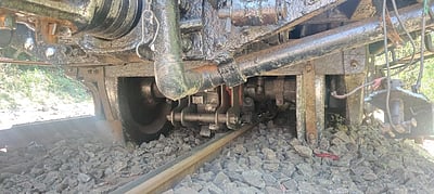 உதகை மலை ரயில் தடம் புரண்டது