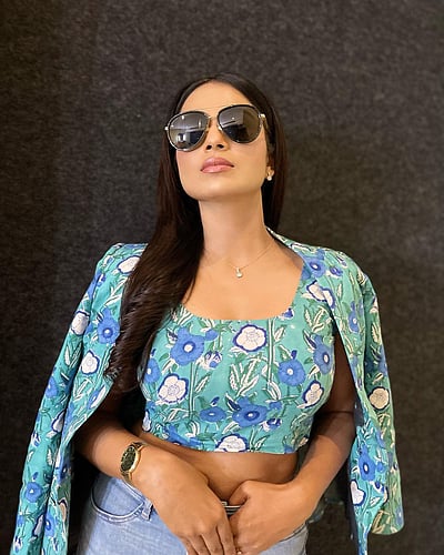 நேற்று இல்லாத மாற்றம், என்னது?