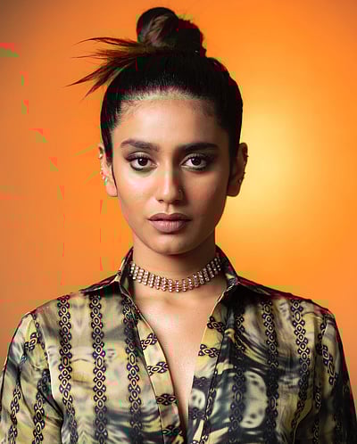 கட்சி சேர்வோமா? மிளிரும் பிரியா பிரகாஷ் வாரியர்!