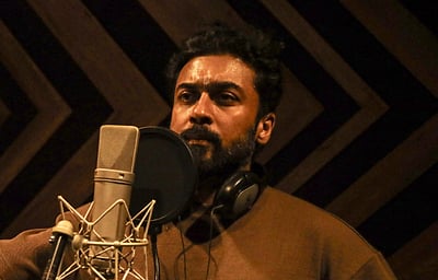 கங்குவா டப்பிங்கில் சூர்யா!