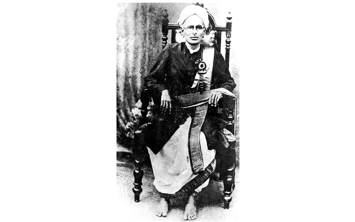 பத்துவகை பொருள்தரும் ஒரு பாட்டு!