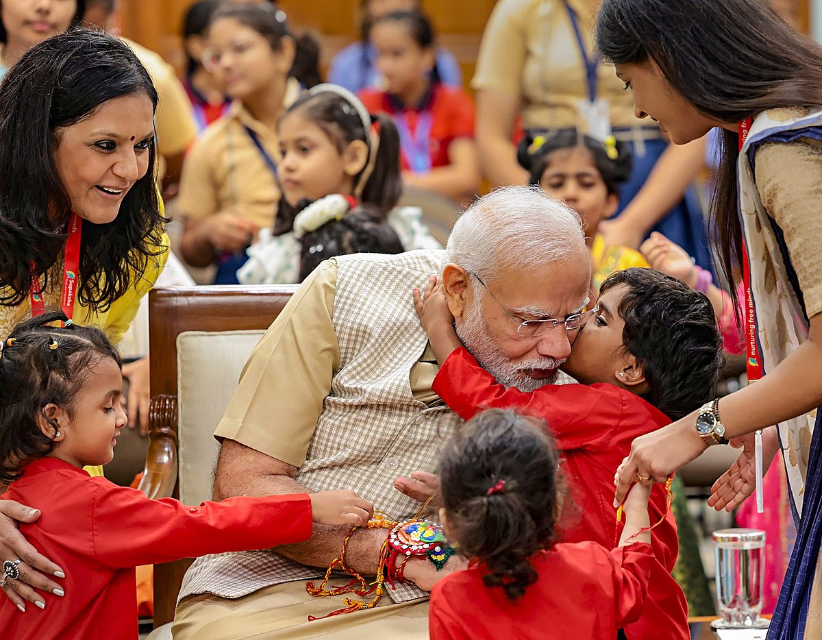 செய்ததைச் சொல்கிறோம்...