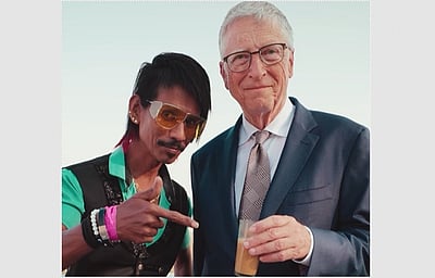 நாக்பூர் சாலையோர கடையில் தேநீர் குடித்த பில் கேட்ஸ்! வைரலாகும் விடியோ