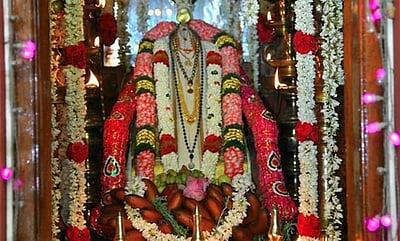 அய்யா வைகுண்டருக்கு ஆளுநர் ஆர்.என்.ரவி மரியாதை