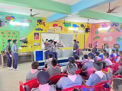 குமரி மெட்ரிக் பள்ளியில்
சாரணா் இயக்க நிறைவு விழா