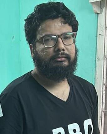 அஸ்ஸாம்: ஐஎஸ் பயங்கரவாத அமைப்பின் இந்திய பிரிவு தலைவா் கைது