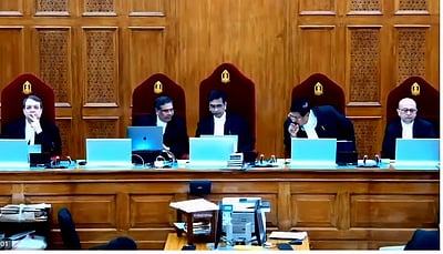 எஸ்பிஐ மனு தள்ளுபடி: தேர்தல் பத்திர விவரங்களை நாளைக்குள் வெளியிட உத்தரவு