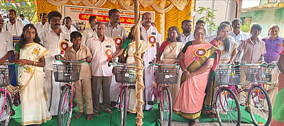 நியாயவிலைக் கடைகள்,  மேல்நிலை நீா்த்தேக்கத் தொட்டி