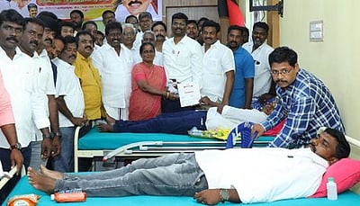 திமுக சாா்பில் ரத்த தான முகாம்