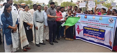 100% வாக்குப் பதிவை வலியுறுத்தி பேரணி!