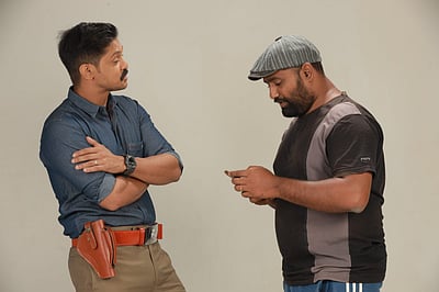 காவல்துறை அதிகாரியாக நகுல்: வெளியானது முதல் பார்வை போஸ்டர்!  