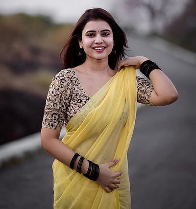 மாலை மங்கும் நேரம்... அருள்ஜோதி!