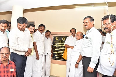 பெருமாள்புரம் மின்வாரிய அலுவலக கட்டடம் திறப்பு