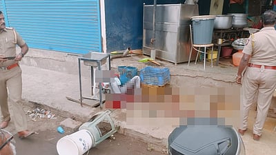 பைக்கில் வந்து கூலித் தொழிலாளியைக் கொலை செய்த மர்ம நபர்!