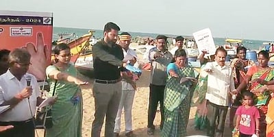 100% வாக்களிப்பு உறுதிமொழியேற்பு