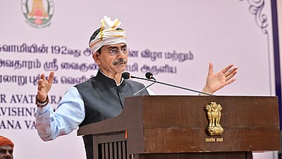 கால்டுவெலின் திராவிட மொழி நூல் போலியானது: ஆளுநர் ஆர்.என். ரவி