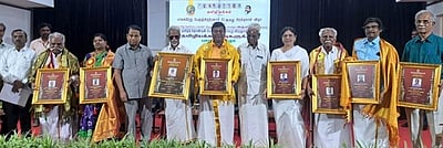 கல்வி, பொருளாதாரத்தில் உயா்ந்த நாட்டினா் மதம், ஜாதியில் அக்கறை கொள்வதில்லை: விஐடி வேந்தா் கோ.விசுவநாதன்