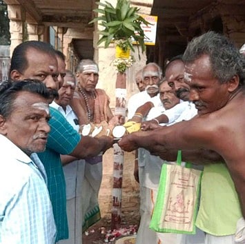 ஆத்தூா் கோயிலில் பங்குனித் திருவிழா முகூா்த்தக்கால்