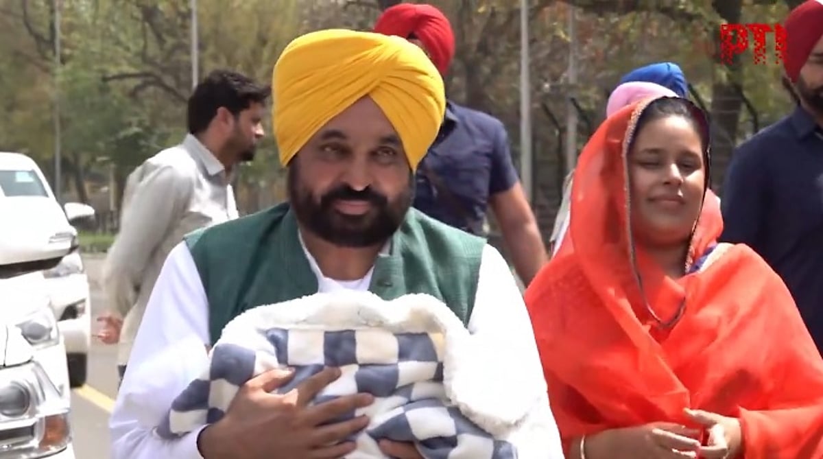 மகளுக்கு பெயர் சூட்டினார் பஞ்சாப் முதல்வர் பகவந்த் மான்