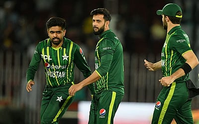 ஓய்வு முடிவை திரும்ப பெற்ற பிரபல பாகிஸ்தான் வீரர்!