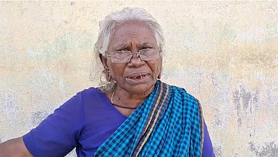 வாஜ்பாயே காலில் விழுந்த சின்னப்பிள்ளைக்கு மோடி திட்டத்தில் வீடு இல்லை  - பத்மஸ்ரீ விருதாளர் கண்ணீர்!