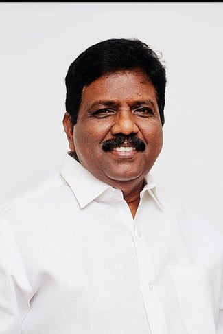 அரசுப் பணியில் எஸ்.சி. பிரிவினரின் பதவி உயா்வை உறுதி செய்ய வேண்டும்: து.ரவிக்குமாா் எம்.பி.