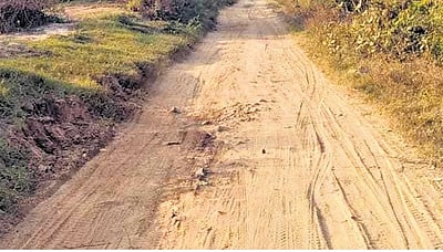 மெட்ரோ ரயில் நிலையத்துக்கு ஒரு சாலை.. மணலி புதுநகர் மக்கள்