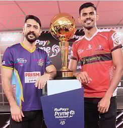 முதன்முறையாக பட்டம் வெல்லும்
முனைப்பில் காலிகட்-டில்லி: இன்று இறுதி ஆட்டம்