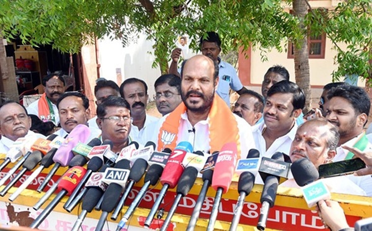 ராஜபாளையத்தில் தாமரை சின்னத்தில் போட்டியிடும் ஜான் பாண்டியனின் தமமுக!