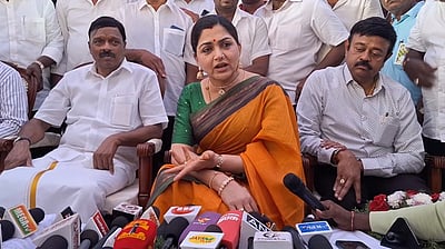 தமிழக பாஜக துணைதலைவா்களாக குஷ்பு உள்பட 14 போ் நியமனம்: கே.டி.ராகவனுக்கு மீண்டும் பொறுப்பு