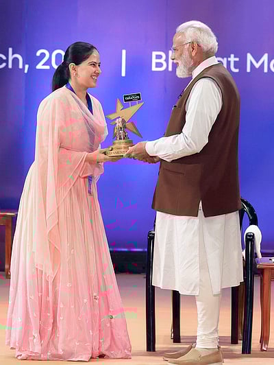 தேசிய படைப்பாளிகள் விருது - புகைப்படங்கள்