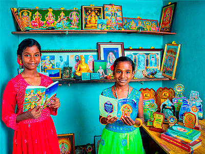 திருக்குறள் சகோதரிகள்..