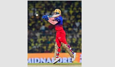 சென்னை சூப்பர் கிங்ஸ் அணிக்கு 174 ரன்கள் இலக்கு