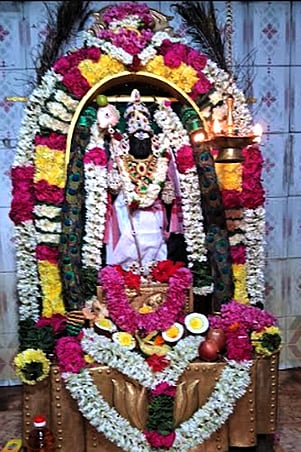 முருகன் கோயிலில் கிருத்திகை வழிபாடு