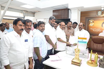 கட்டுமானப் பொருட்களின் விலை உயர்வு: பேச்சுவார்த்தையில் உடன்பாடு