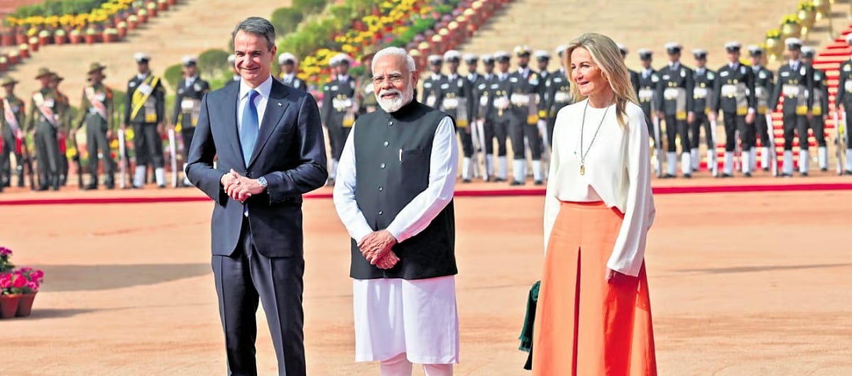 பழைய உறவு; புதிய நட்பு!