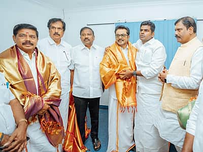 பாஜகவுடன் இணைந்தது சமக!