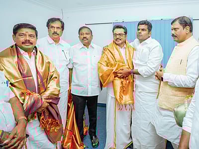 பாஜகவுடன் இணைந்தது சமக!